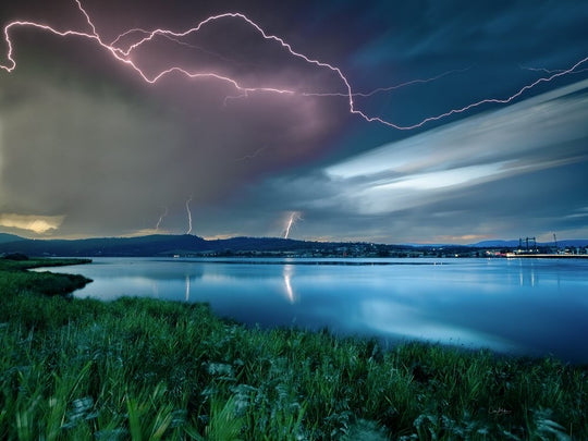 Derwent Lightning 2